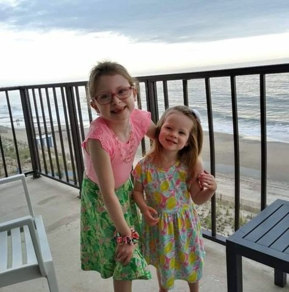 Meet your Posher, Chrysa - Picture 1 of 1